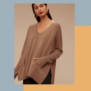 Aritzia babaton brown vneck sweater with pockets